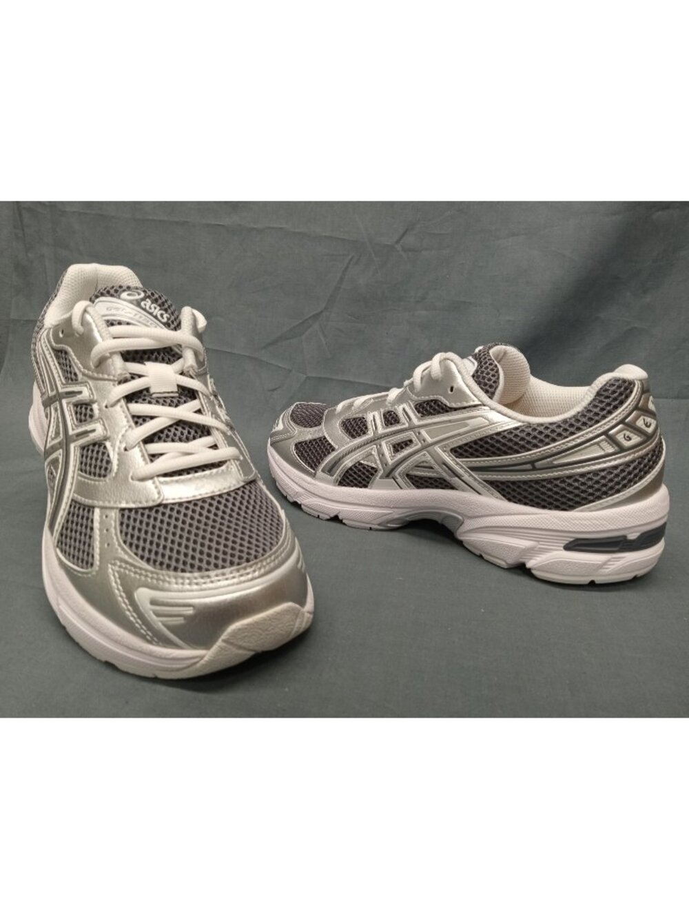 ASICS Gel-1130 (GS) Sneakers Carrier Grey & Pure Silver Boys Size 7 NEW NO BOX!